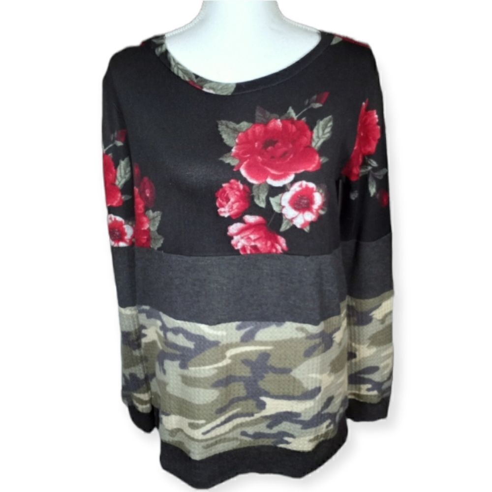 A.GAIN BLACK, CAMO, & FLORAL OVERSIZED PULLOVER SZ.S EUC